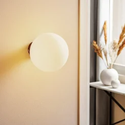 Væglampe Dione, vægbeslag sort