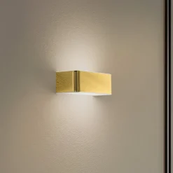 Væglampe Rauma, messing, bredde 20 cm