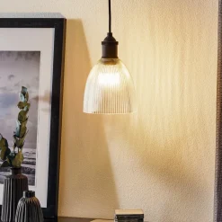 Westinghouse hængelampe 6338540, rillet glas